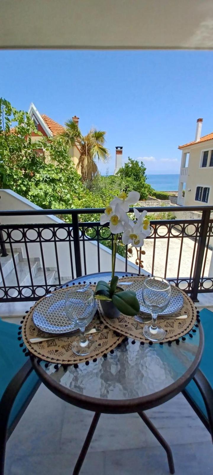 Seaview Luxury Apartment Mytilíni Exterior foto